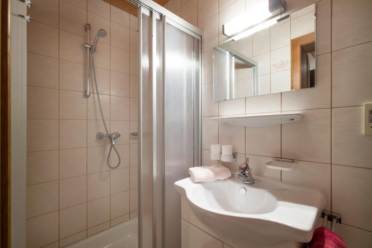 Landhaus Bachler Brixen im Thale Buitenkant foto